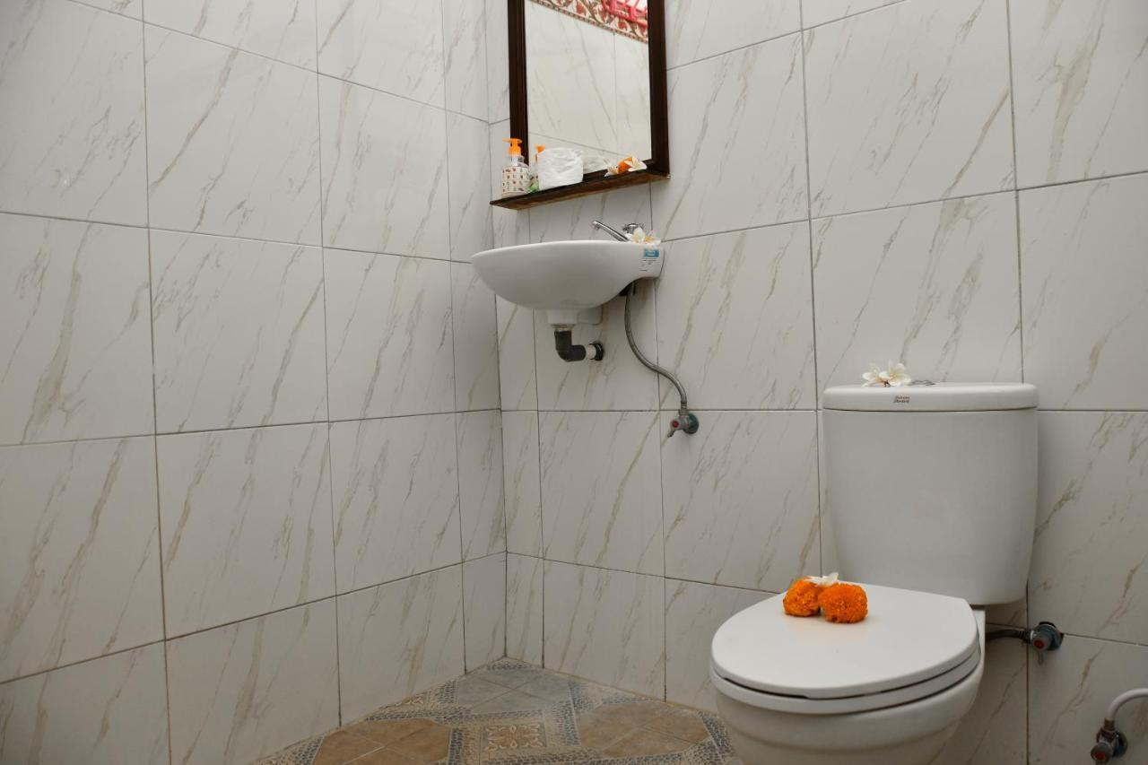 Warung Ombak Homestay Αμέντ Εξωτερικό φωτογραφία