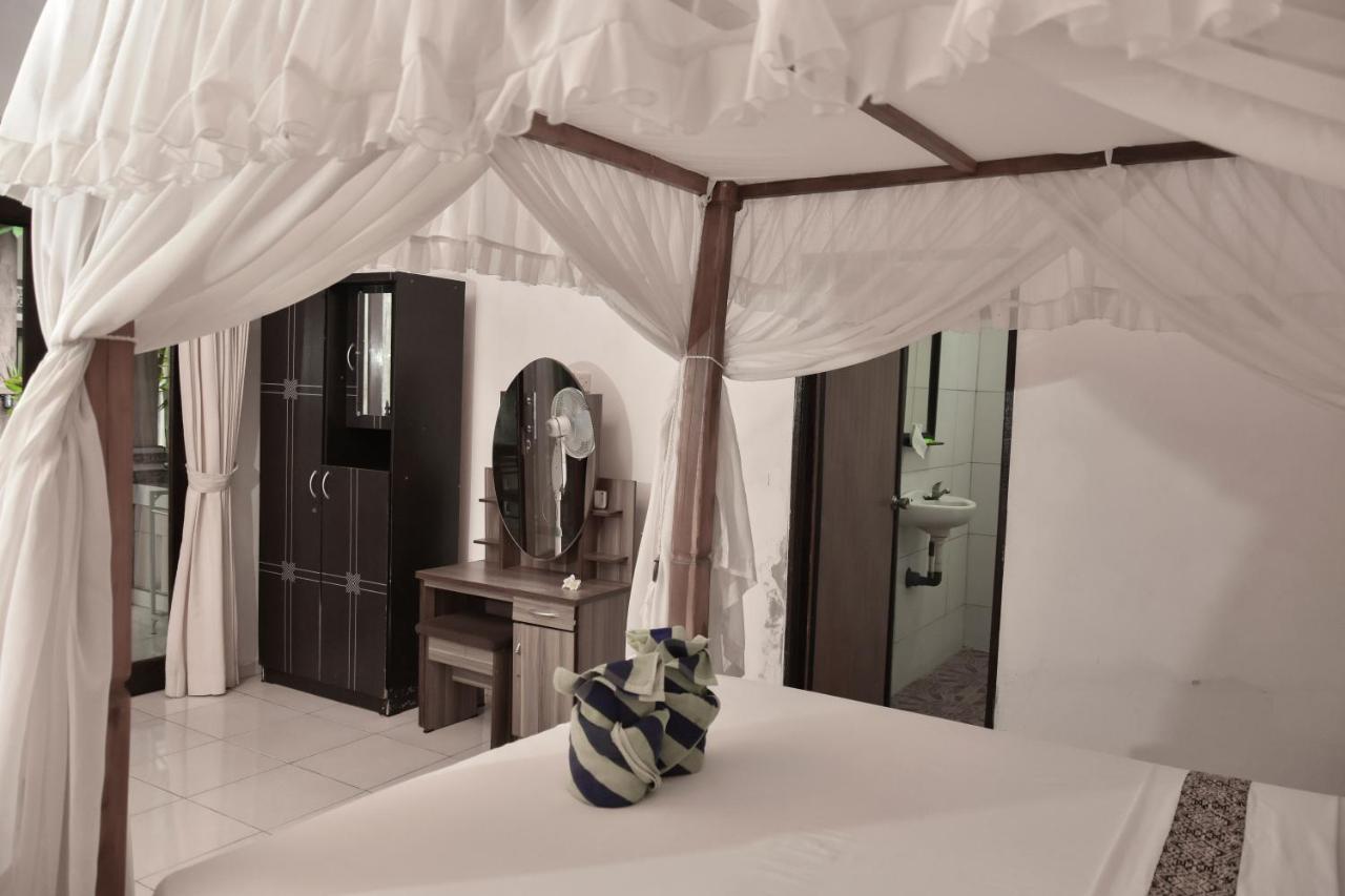 Warung Ombak Homestay Αμέντ Εξωτερικό φωτογραφία